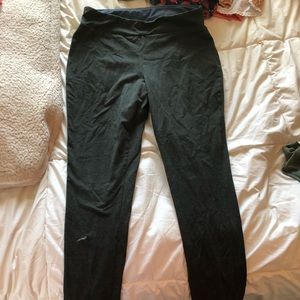 Black leggings